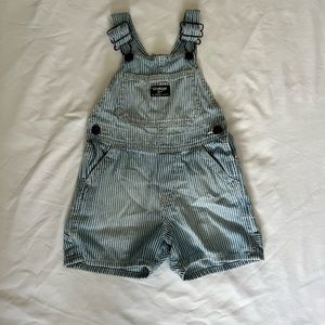 Osh Kosh Steioed overalls 2T